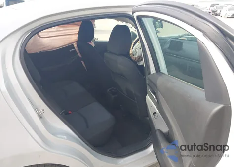 2019 Toyota Yaris L z USA, uszkodzony, nr VIN 3MYDLBYV6KY500985